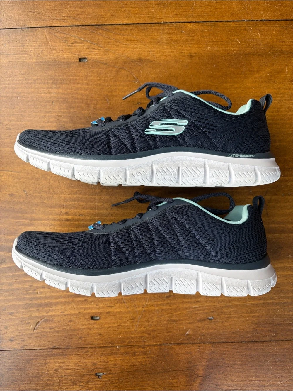 Skechers Navy Lite-Weight Sneakers Sz 9.5